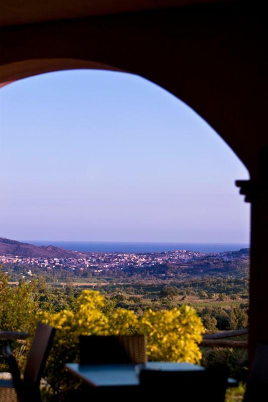 Hotel Funtana Ena Bari Sardo Dış mekan fotoğraf